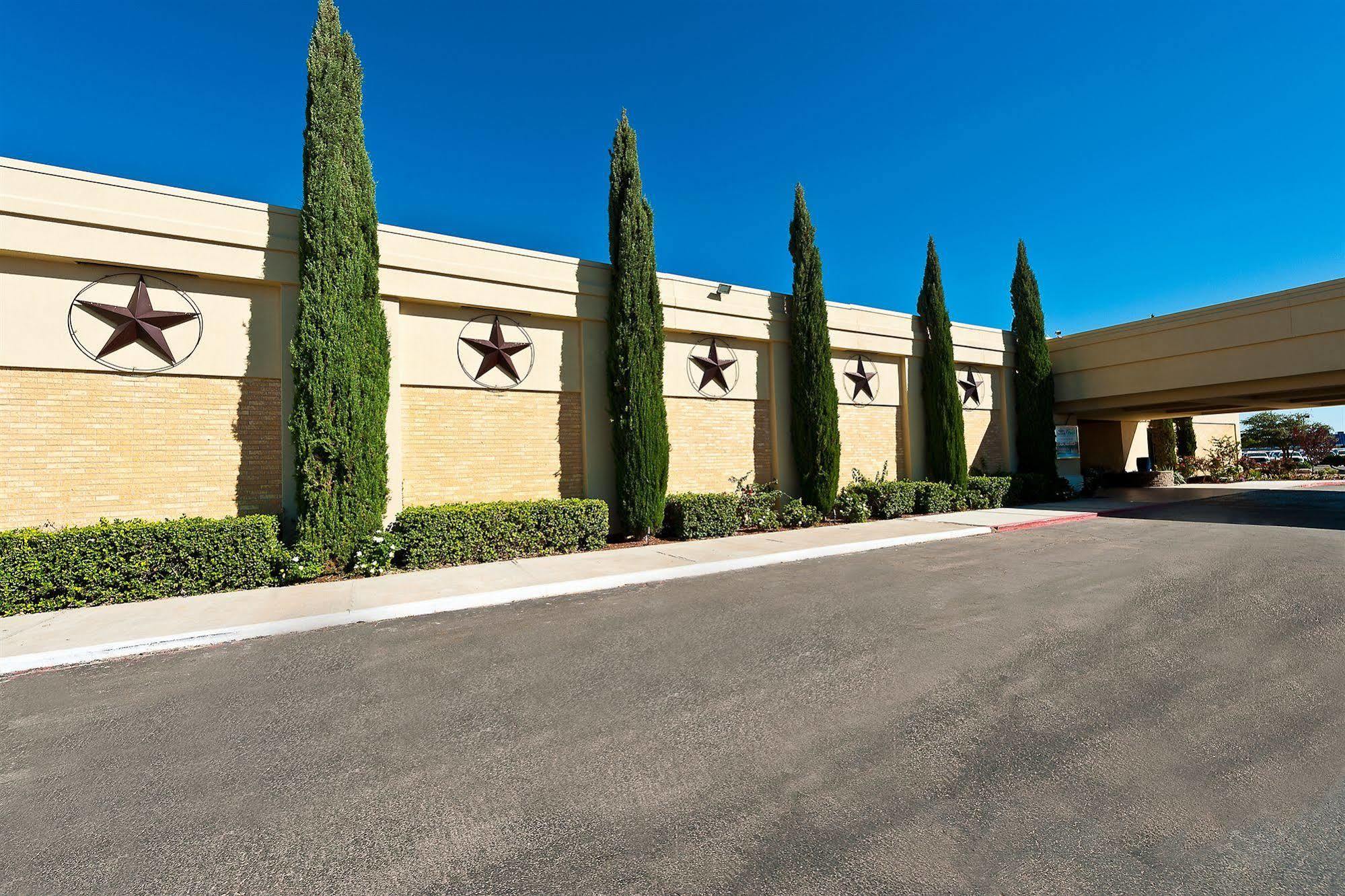 Grand Texan Hotel And Convention Center Midland Exterior photo